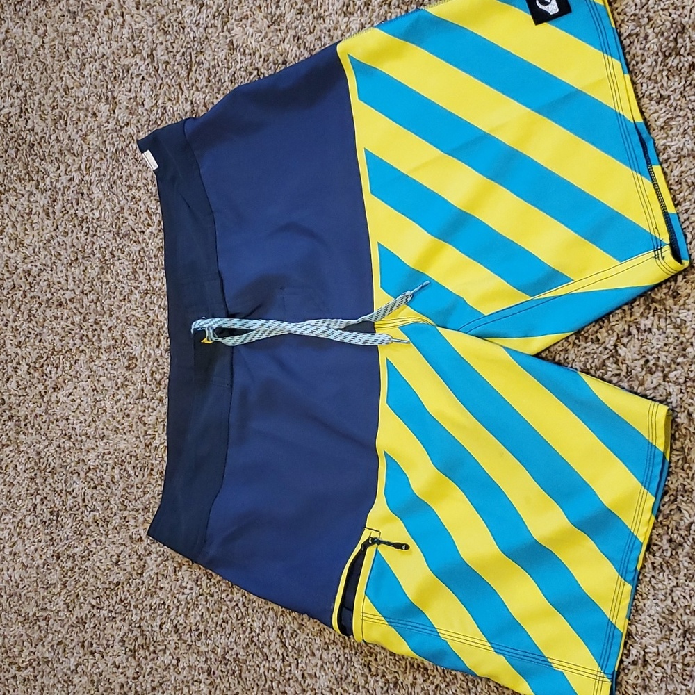 Quicksilver board shorts